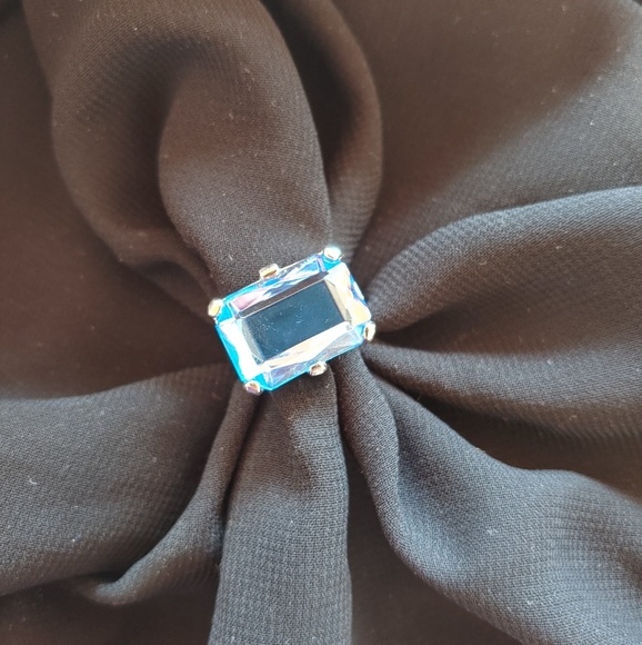 Blue rectangle ring - Picture 4 of 6